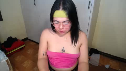 Snapshot of asian_bunnyx69 chatting on February 6, 12:15 pm Asia online show from February 6, 12:15 pm