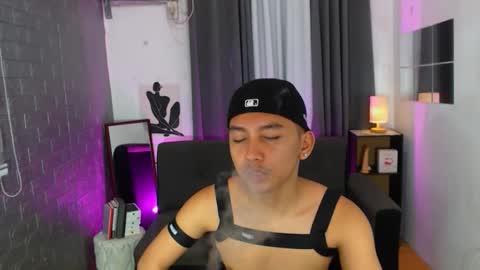 asian_hugedickx online show from September 21, 12:58 am