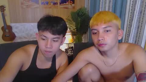 asian_hugedickx online show from September 16, 7:50 pm