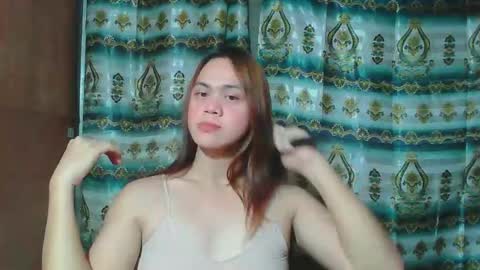 Snapshot of asian_reya chatting on September 17, 2:53 pm asian_reya online show from September 17, 2:53 pm