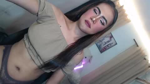 asian_ulysses online show from December 4, 10:59 am