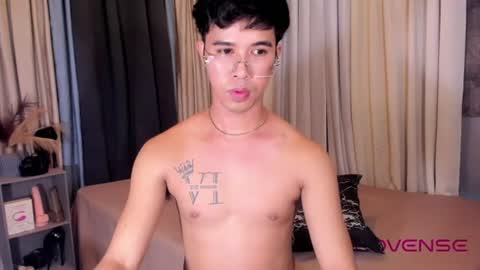 asiancum_peter online show from July 2, 3:15 am