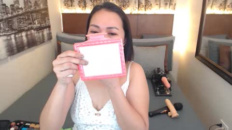 Snapshot of asianhotjasmin chatting on September 12, 10:50 am asianhotjasmin online show from September 12, 10:50 am