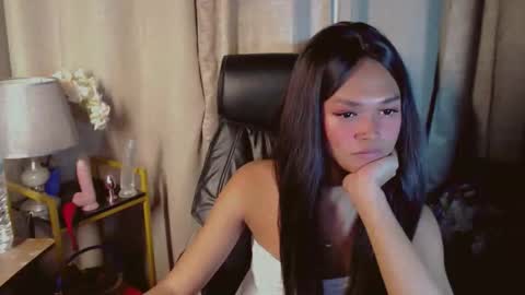 Kianna online show from January 18, 2:37 pm