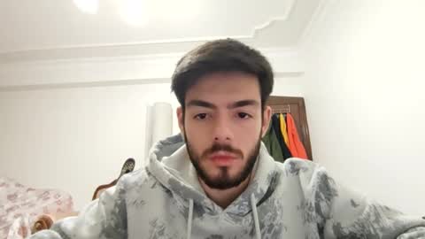 asihandsome06 online show from January 18, 6:43 pm