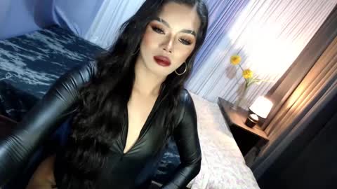 Margaux Miller online show from March 6, 8:16 pm