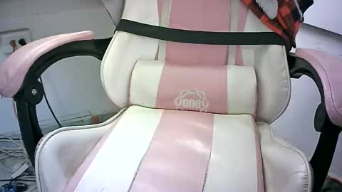 aspisonty online show from March 21, 8:19 am