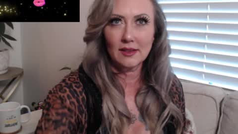 ASSleigh Abbott online show from January 24, 6:35 pm