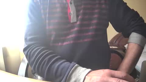 astelover online show from February 9, 9:05 am