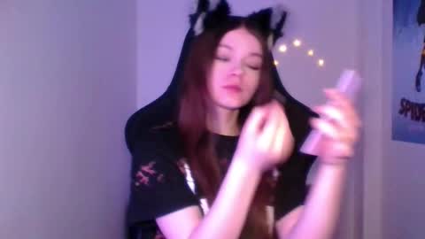 astradream_ online show from March 27, 12:16 am