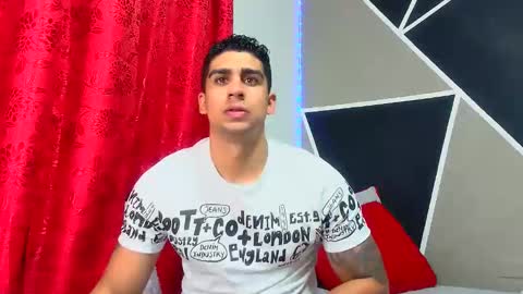 Snapshot of astromgrey chatting on January 24, 4:27 am Astrom model independent online show from January 24, 4:27 am