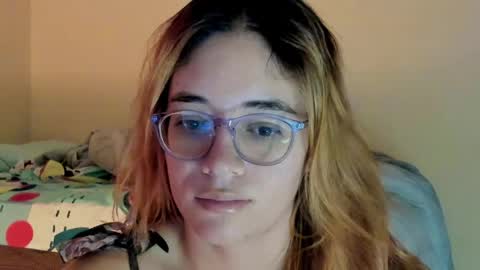 atenas online show from April 16, 9:20 am