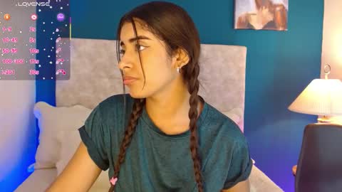 Snapshot of ateneaselis chatting on October 9, 3:17 pm Atenea 3 online show from October 9, 3:17 pm