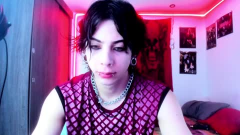 Snapshot of atheneoo_ chatting on December 28, 5:44 am athenauwu online show from December 28, 5:44 am
