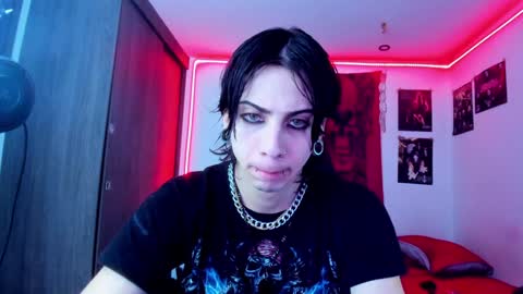 Snapshot of atheneoo_ chatting on January 9, 6:59 am athenauwu online show from January 9, 6:59 am