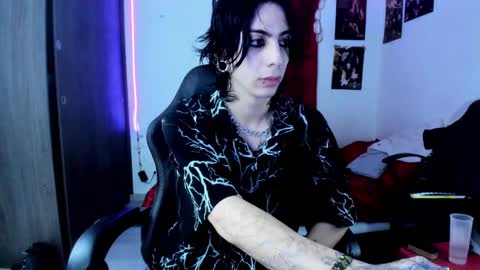 Snapshot of atheneoo_ chatting on February 23, 3:56 am athenauwu online show from February 23, 3:56 am