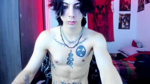 Snapshot of atheneoo_ chatting on February 3, 7:40 am athenauwu online show from February 3, 7:40 am