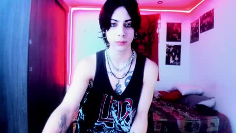 Snapshot of atheneoo_ chatting on December 21, 6:09 am athenauwu online show from December 21, 6:09 am