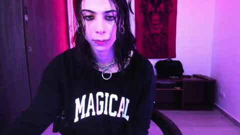 athenauwu online show from April 19, 6:25 am