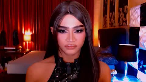 athisamoore online show from November 20, 7:29 am