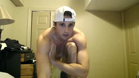 Snapshot of athleteguy55555 chatting on December 31, 4:16 am tommycb55555 online show from December 31, 4:16 am
