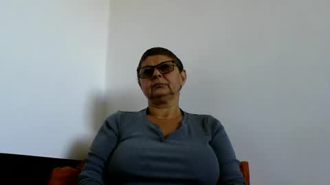 Snapshot of atikaarea chatting on October 5, 12:24 pm atikaarea online show from October 5, 12:24 pm