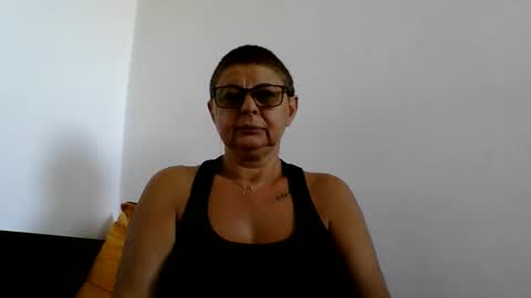 Snapshot of atikaarea chatting on September 14, 1:01 pm atikaarea online show from September 14, 1:01 pm