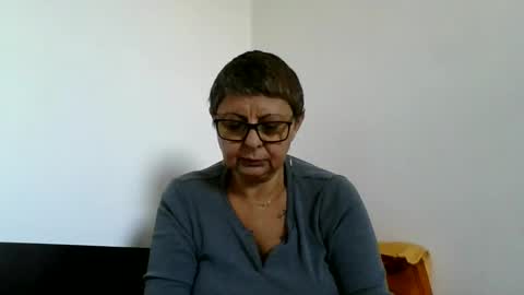 Snapshot of atikaarea chatting on October 19, 2:11 pm atikaarea online show from October 19, 2:11 pm