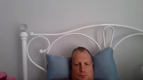 yoursissy online show from October 27, 2:28 pm