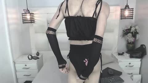 Snapshot of atley_dolly_ chatting on September 22, 10:47 pm ATLEY online show from September 22, 10:47 pm