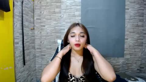 audre675219 online show from September 18, 12:53 pm