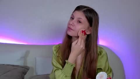 Audrey online show from March 7, 6:35 am