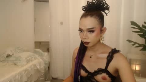 Audrey online show from October 20, 1:38 pm