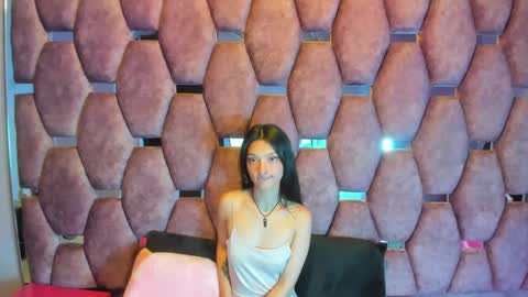 Snapshot of aurora18palmer chatting on October 2, 6:28 pm aurora online show from October 2, 6:28 pm