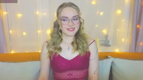 Kate online show from March 4, 3:37 pm