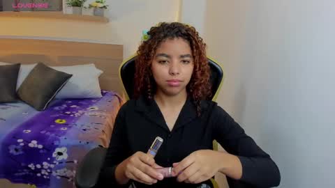 Snapshot of aurora_rodriguez chatting on February 1, 12:15 pm aurora_rodriguez online show from February 1, 12:15 pm