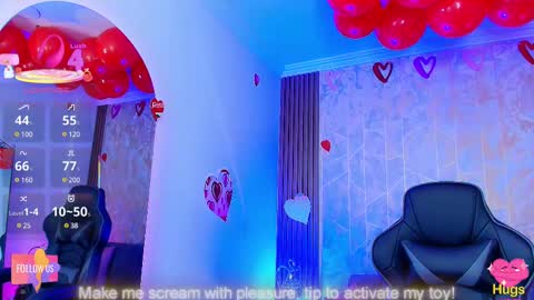 Aurora online show from February 21, 10:50 am