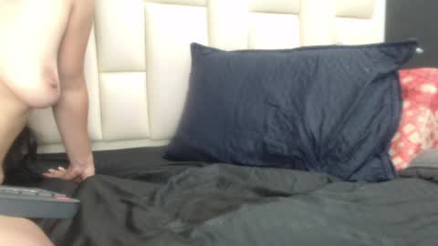 Snapshot of auroraa_miller chatting on January 8, 6:20 pm auroraa_miller online show from January 8, 6:20 pm