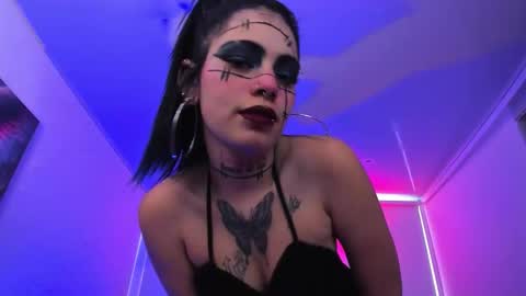 Aurora Diaz online show from October 24, 9:15 pm