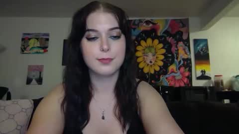 auroralightz1 online show from September 23, 4:17 am