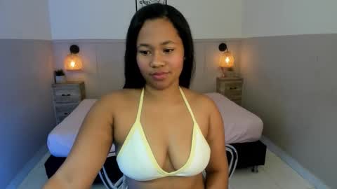 Snapshot of aurorasky7 chatting on October 15, 12:17 pm aurorasky7 online show from October 15, 12:17 pm