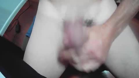 ausguy12excite online show from February 18, 9:53 am