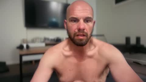 aussieboycal online show from March 28, 11:22 am