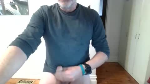 aussiemaninmelbourne online show from July 17, 6:26 am