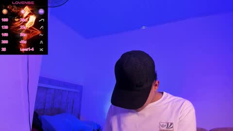 Snapshot of austin_cardieff_ chatting on October 22, 8:10 pm Austin online show from October 22, 8:10 pm