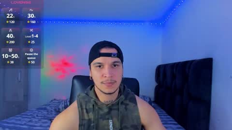 A online show from February 1, 10:23 pm