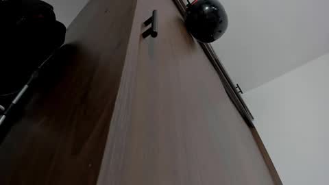 astin nice online show from March 11, 7:11 am