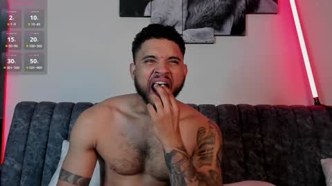 AustinTorres  online show from September 9, 1:27 am