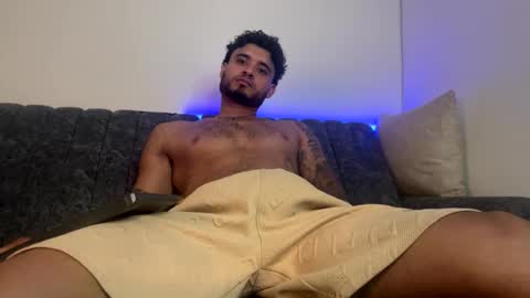 AustinTorres  online show from May 16, 1:57 am