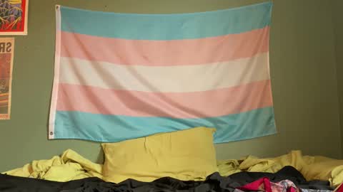 Autumn Loves You online show from March 26, 7:30 pm